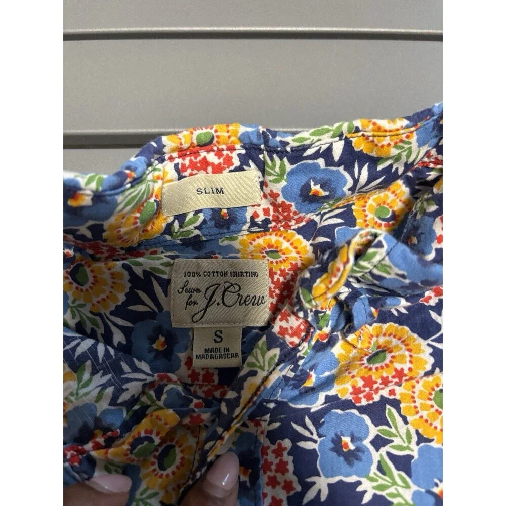 J. Crew Shirt Mens Small Floral Multicolor Fit Button Down Long Sleeve Hawaiin